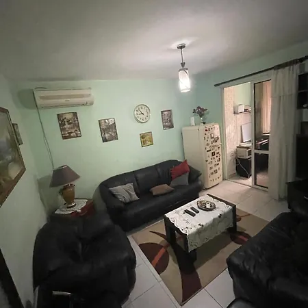 Chill Inn, In 2 Bedroom Flat Apartment *
