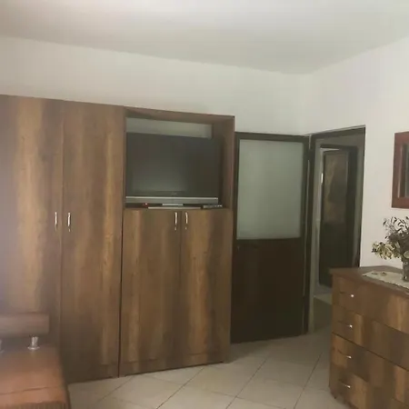 Chill Inn, In 2 Bedroom Flat Apartment