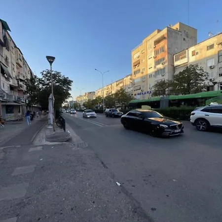 Chill Inn, In 2 Bedroom Flat Apartment Tirana