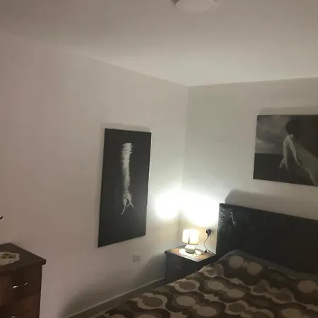 Chill Inn, In 2 Bedroom Flat Apartment