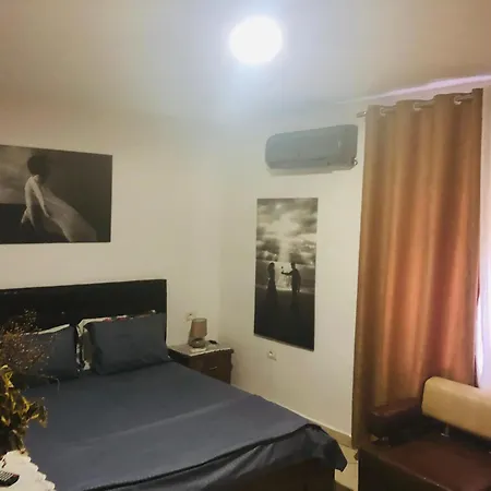 Appartement Entire Flat For You, In Center