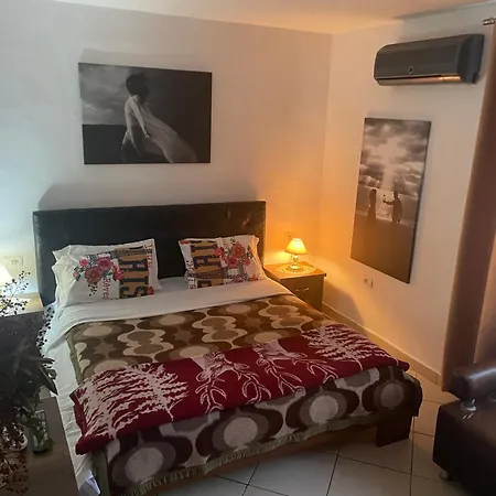 Entire Flat For You, In Center *